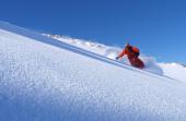 The first turn in the new season, in a new week,  on the new skis (photo:Jakub Frey)